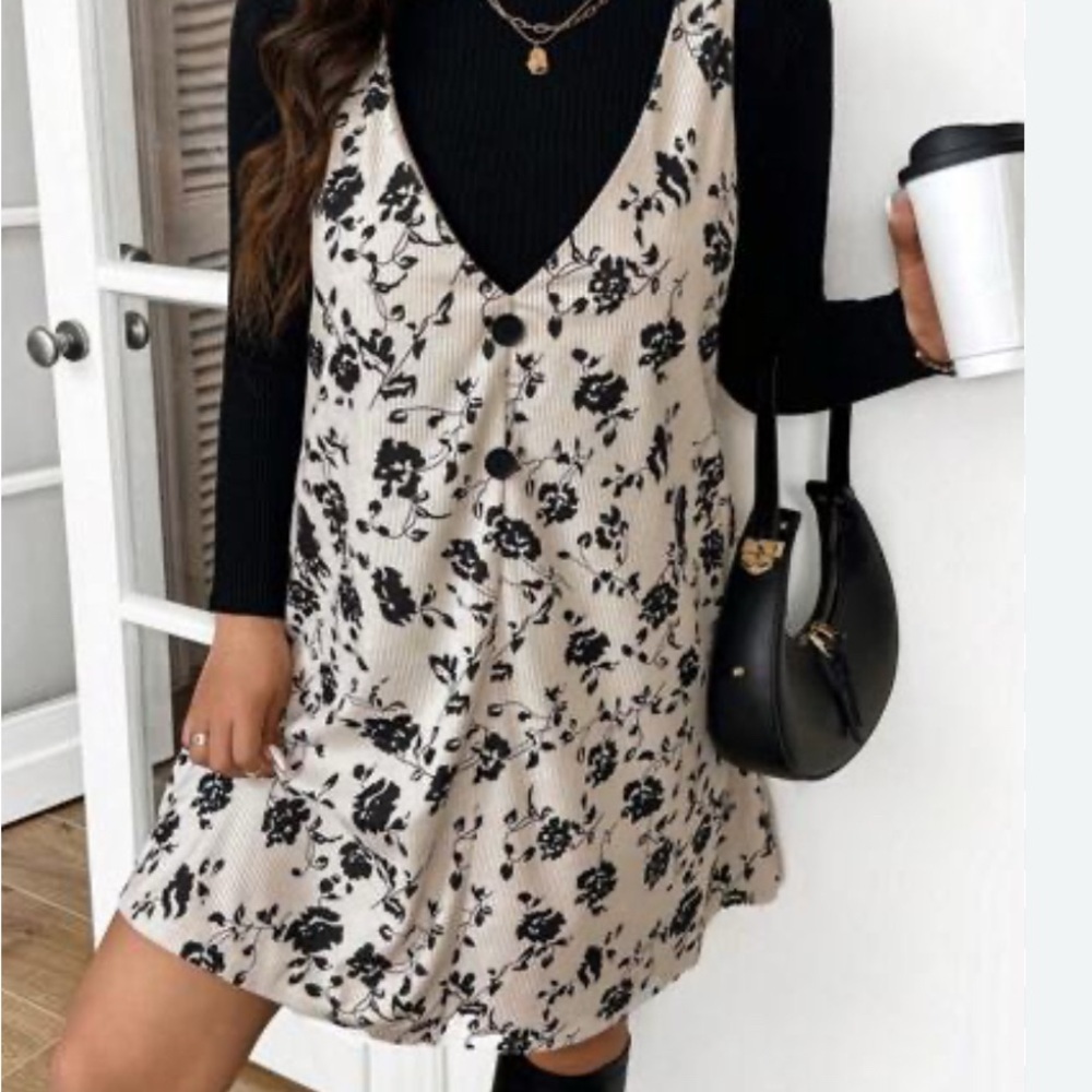 SHEIN Black and Cream Floral jumper Dress - Picture 1 of 6